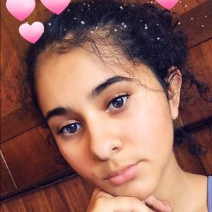 Meet your Posher, Celeste